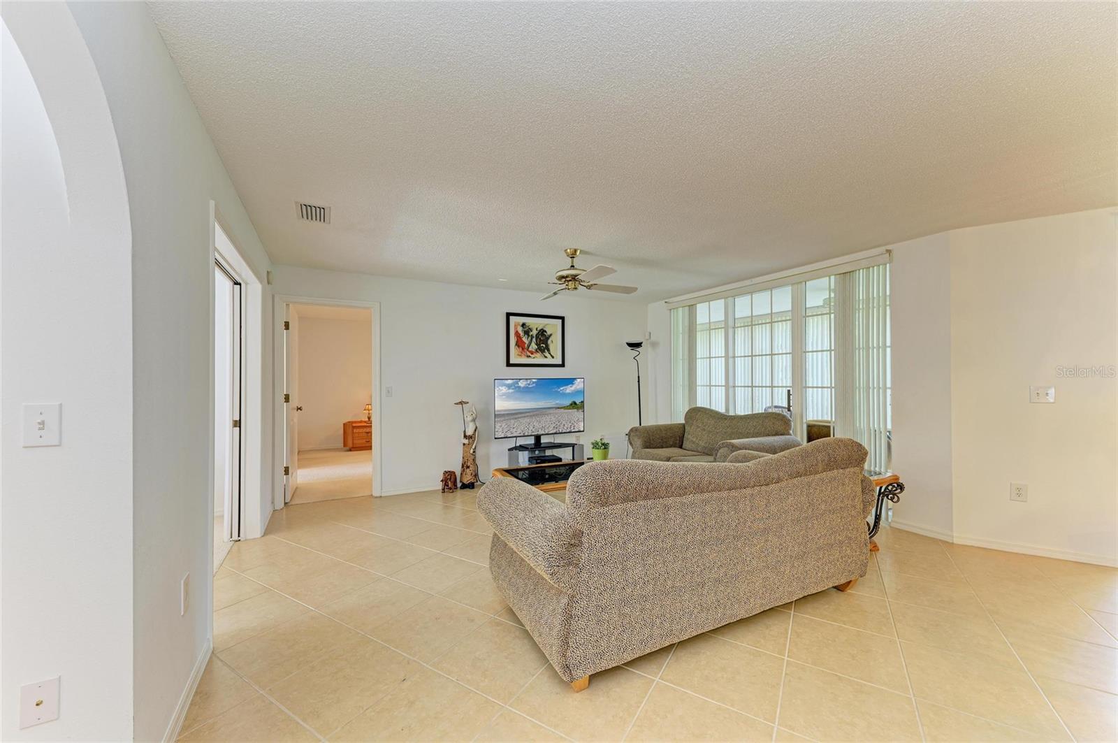 Image 7 of 46 For 6101 34th Street W 28e