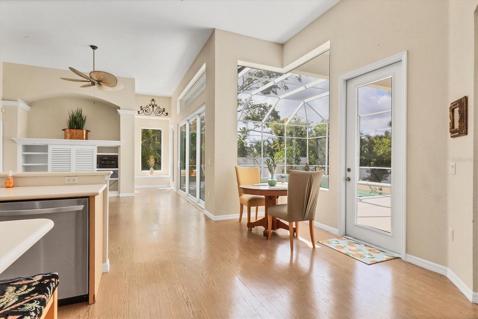 Image 13 of 43 For 8604 15th Avenue Nw