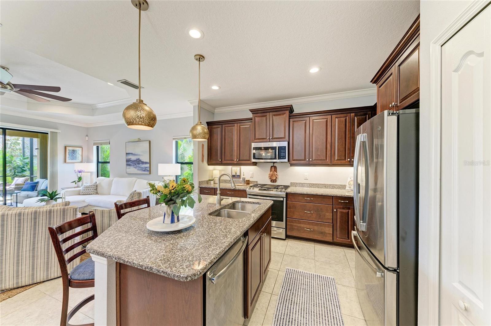 Image 10 of 42 For 4416 Amalfi Avenue