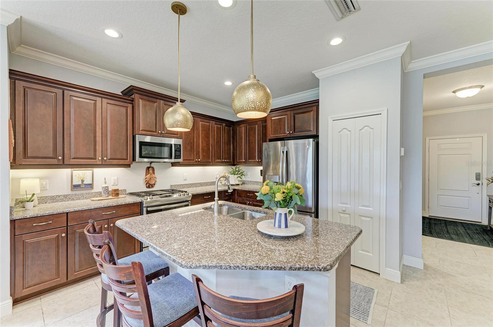 Image 11 of 42 For 4416 Amalfi Avenue