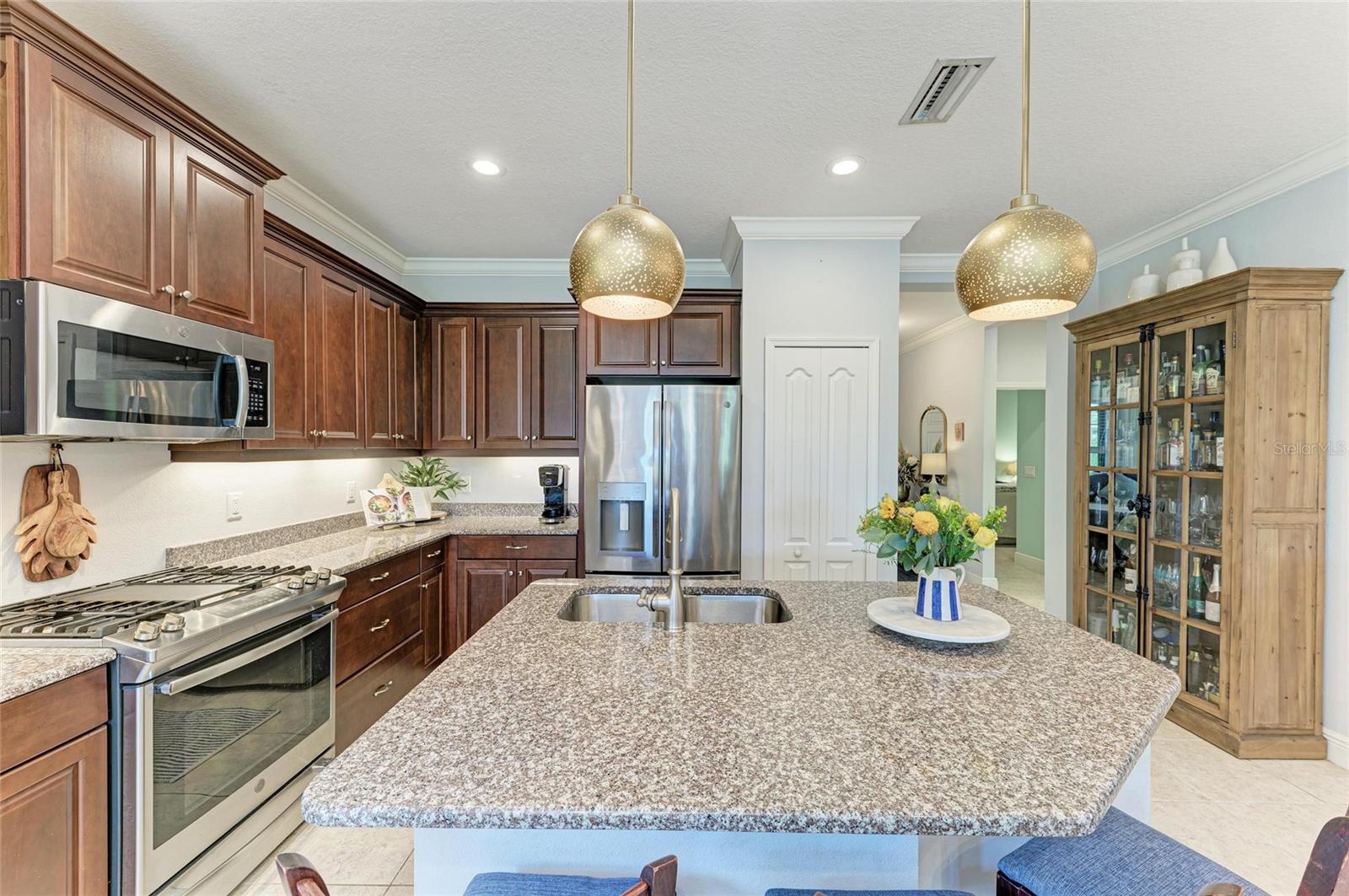 Image 12 of 42 For 4416 Amalfi Avenue