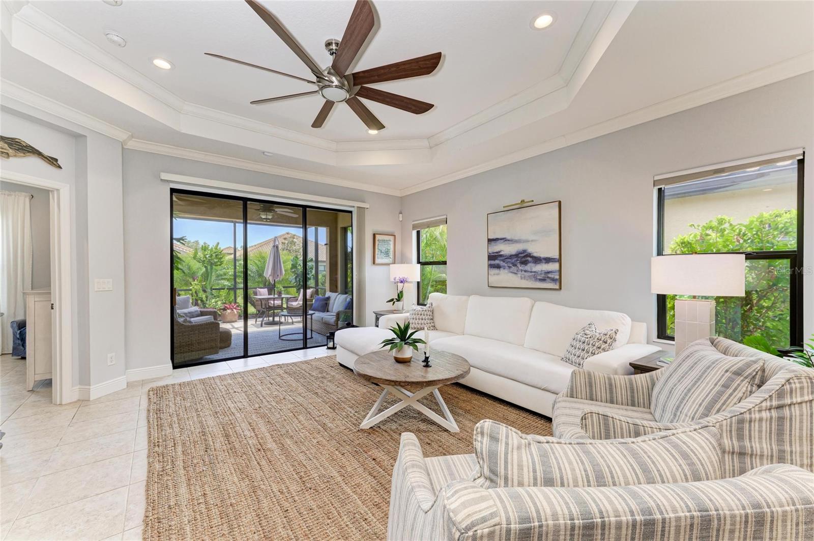 Image 17 of 42 For 4416 Amalfi Avenue
