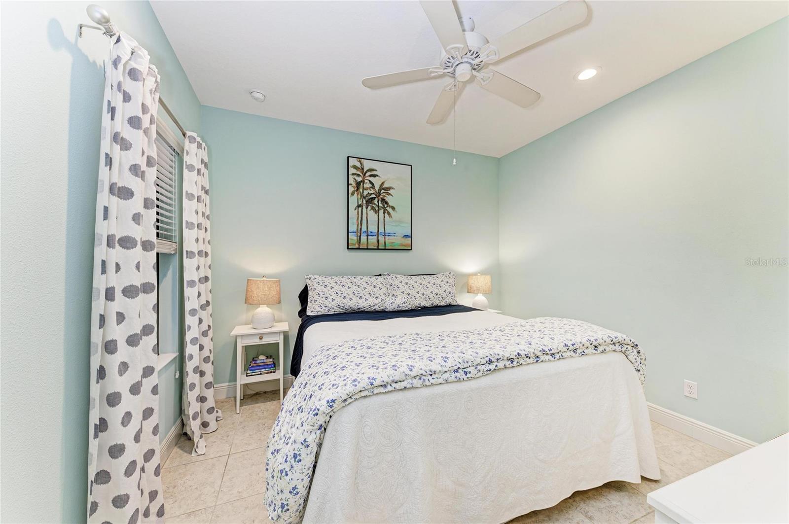 Image 29 of 42 For 4416 Amalfi Avenue