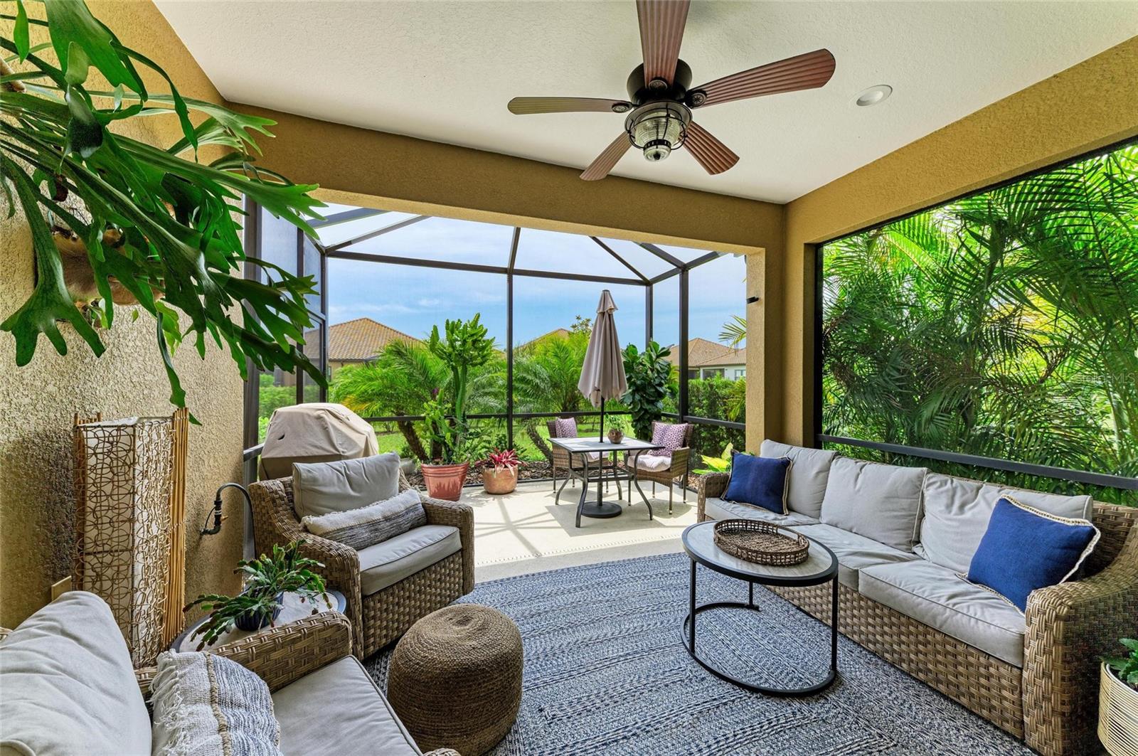 Image 32 of 42 For 4416 Amalfi Avenue