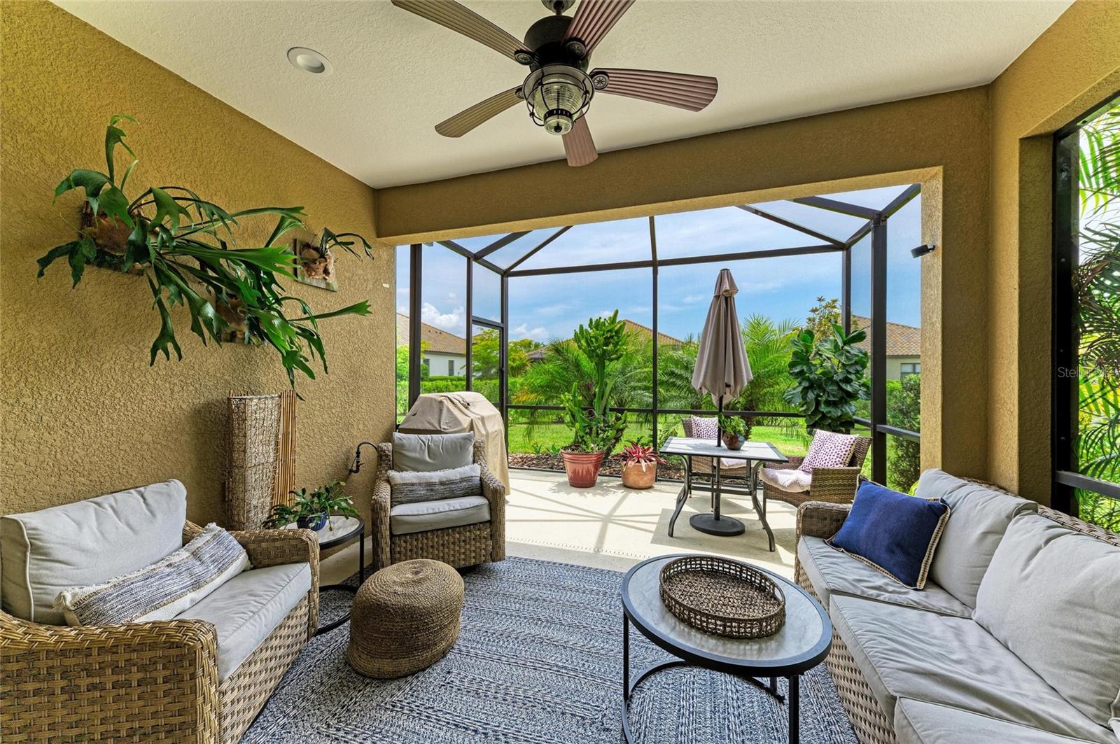 Image 33 of 42 For 4416 Amalfi Avenue