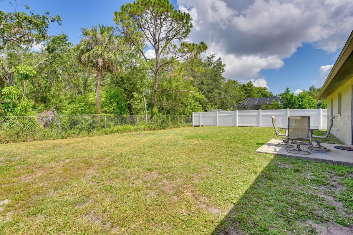 Listing photo id 1 for 5530 21st Street Court E