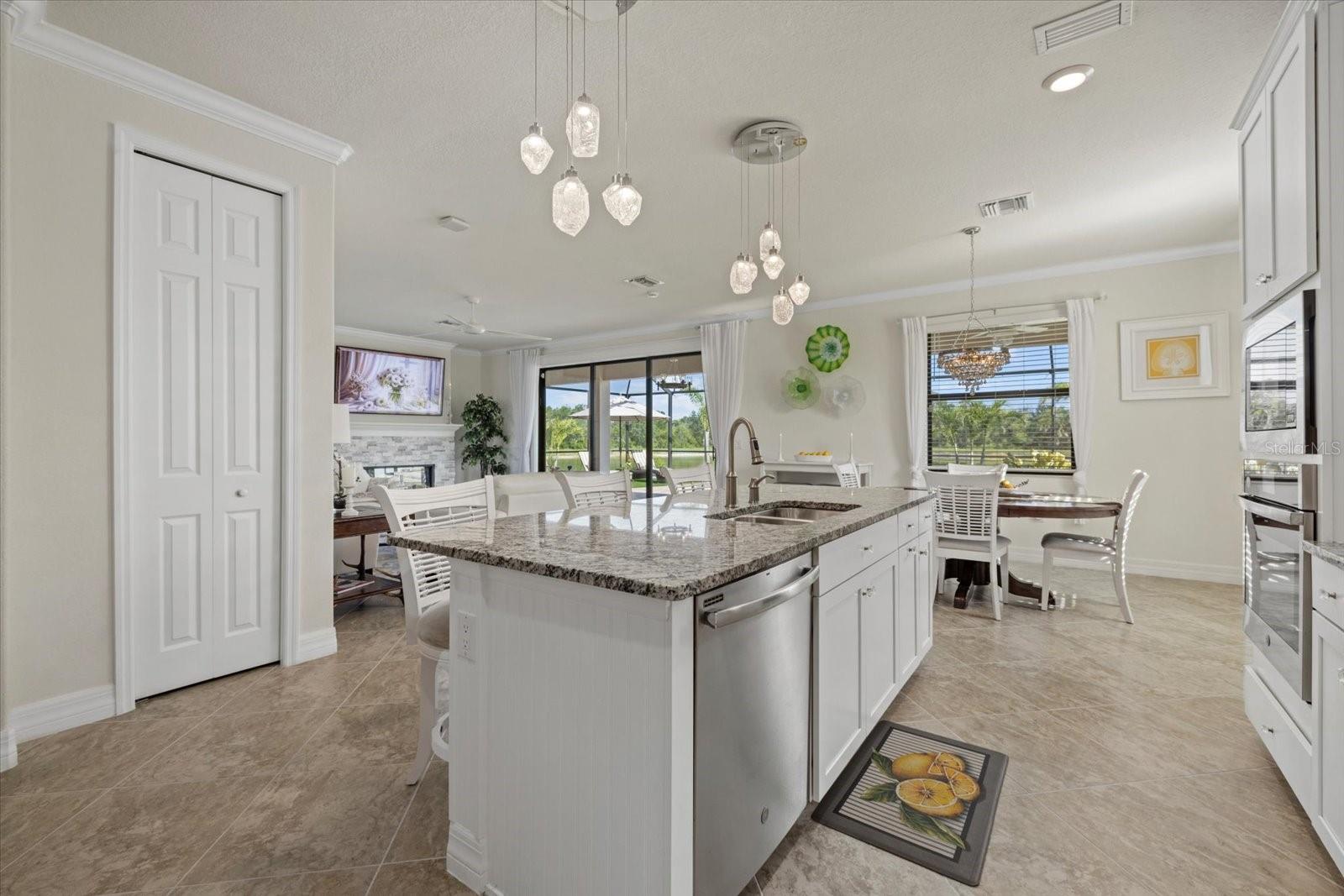 Image 14 of 54 For 20831 Valprato Court