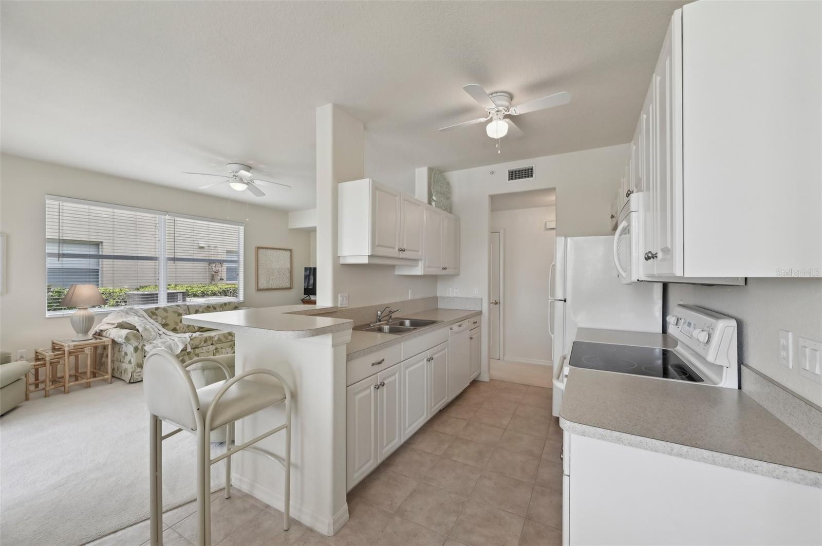 Image 14 of 48 For 4254 Vicenza Drive B