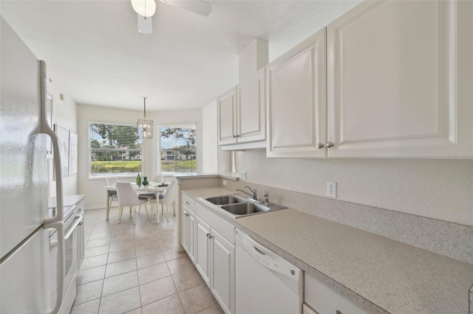 Image 15 of 48 For 4254 Vicenza Drive B