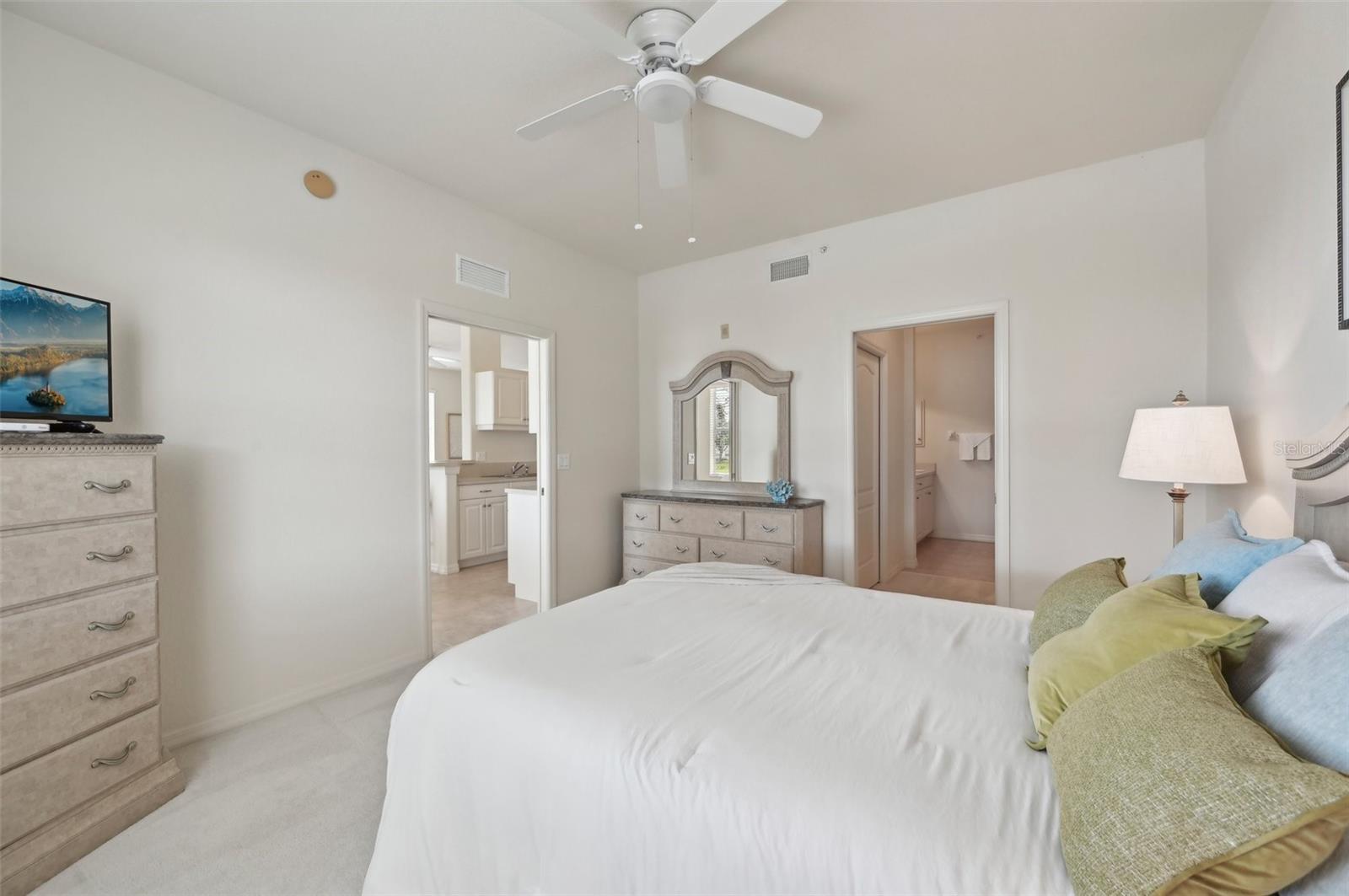 Image 24 of 48 For 4254 Vicenza Drive B