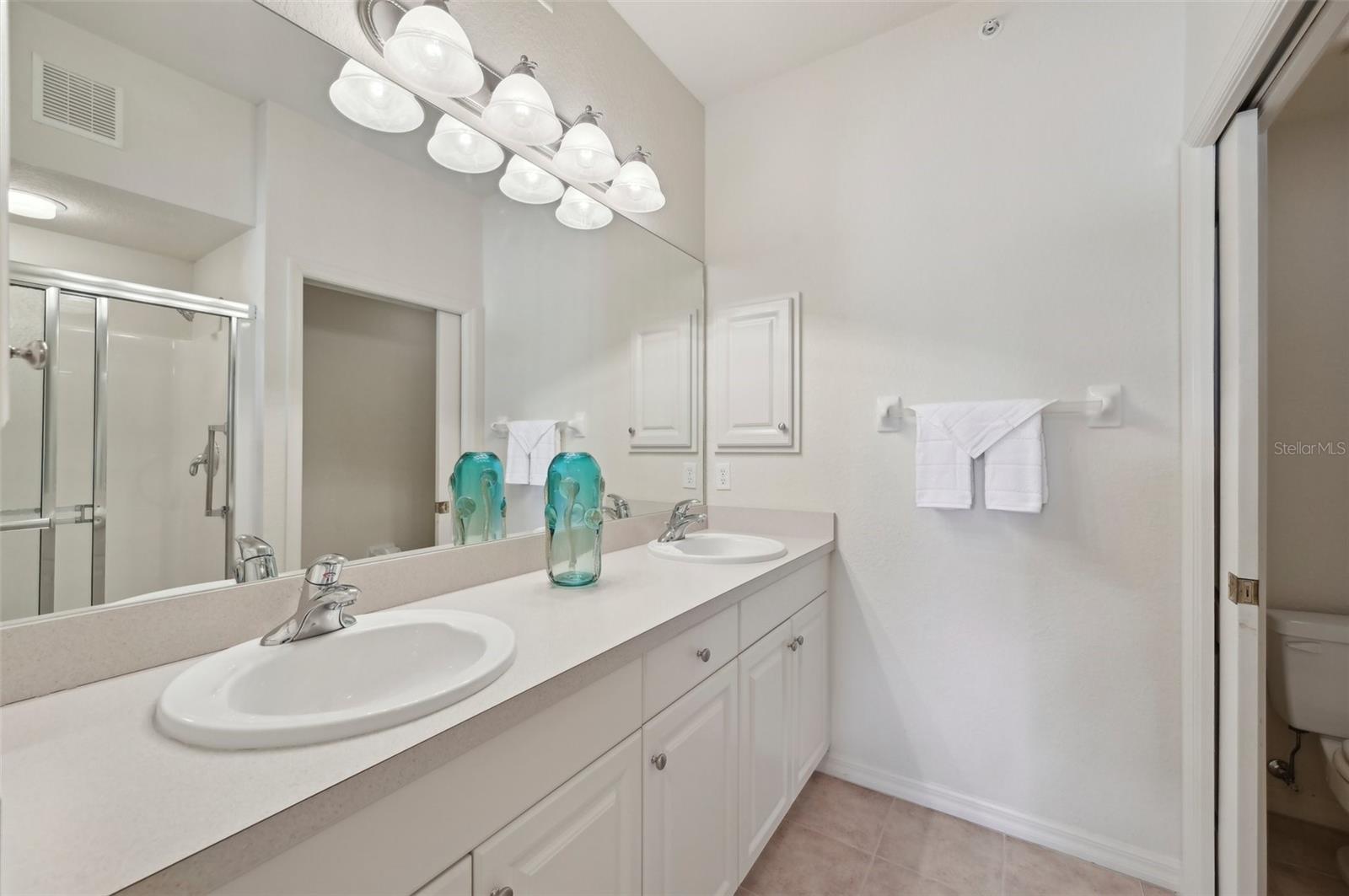Image 25 of 48 For 4254 Vicenza Drive B