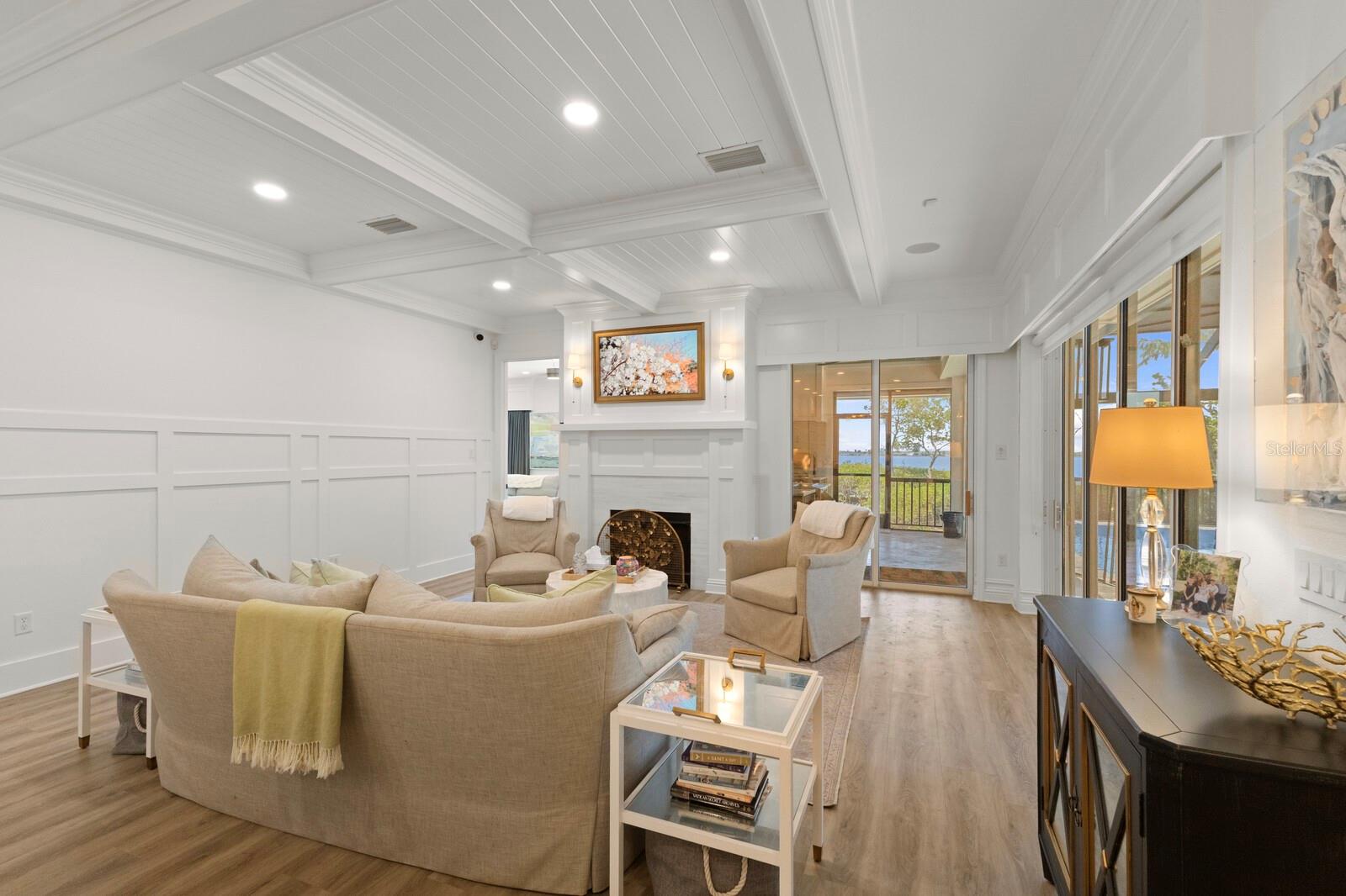 Image 24 of 95 For 705 89th Court Nw