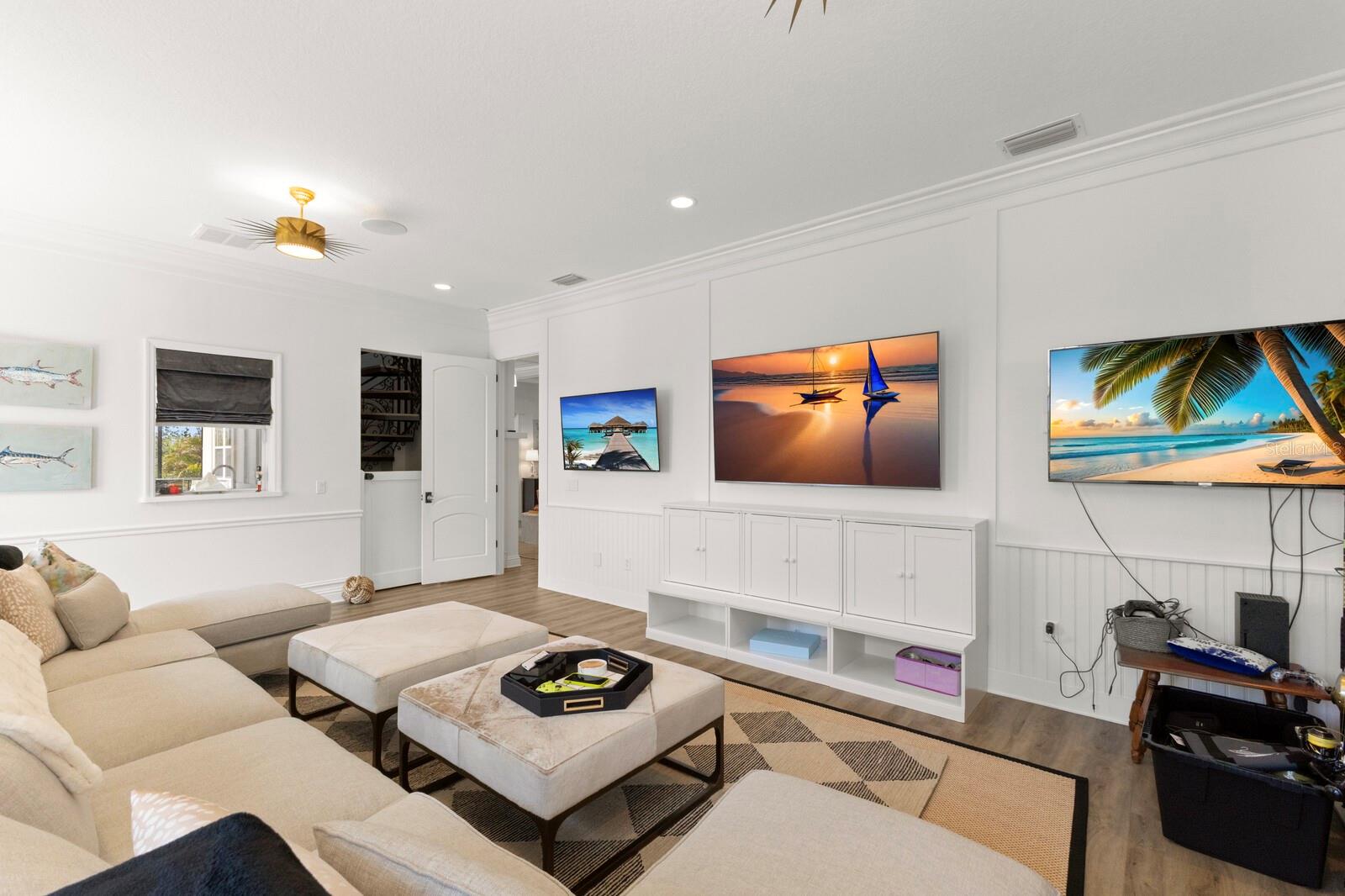 Image 30 of 95 For 705 89th Court Nw