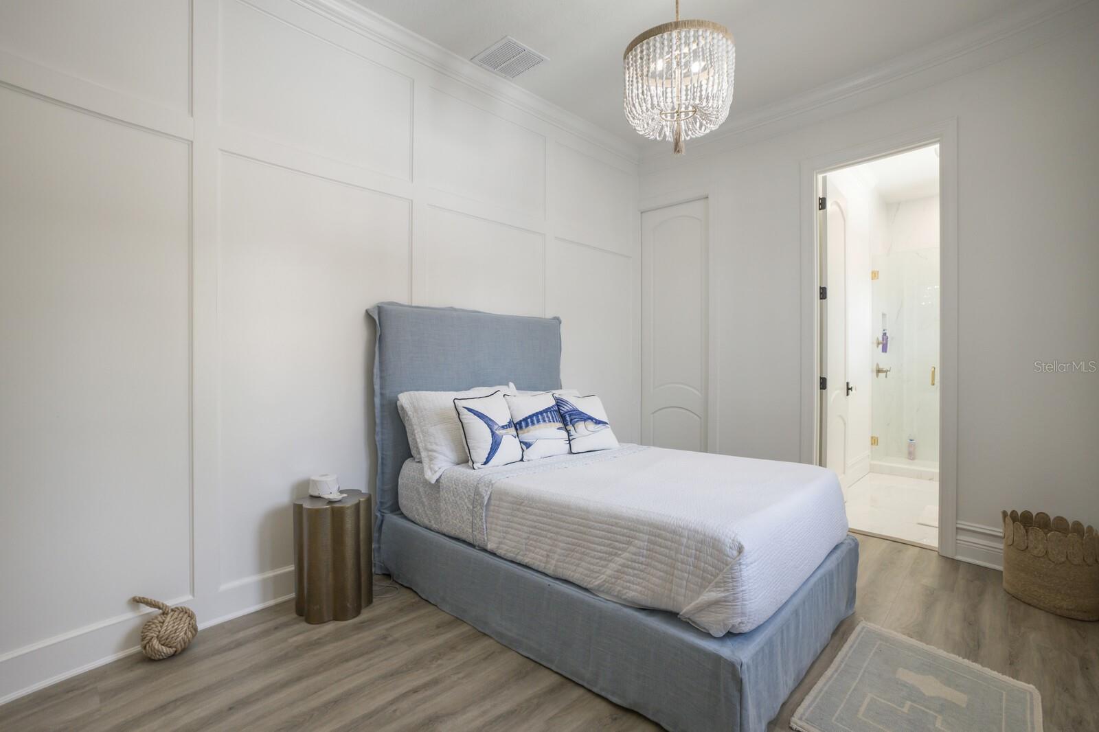 Image 35 of 95 For 705 89th Court Nw