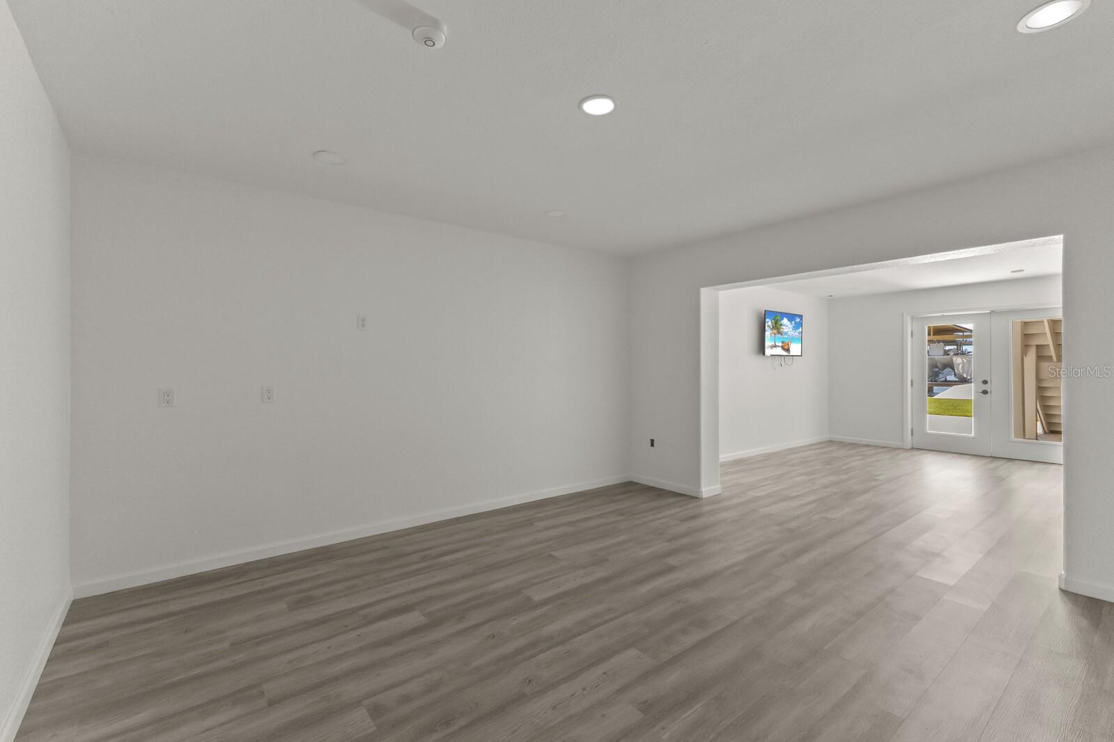 Image 84 of 95 For 705 89th Court Nw