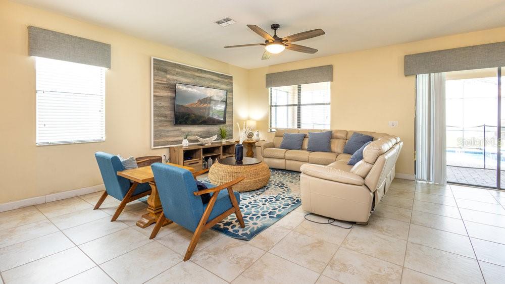 Image 11 of 77 For 1450 Rolling Fairway Drive