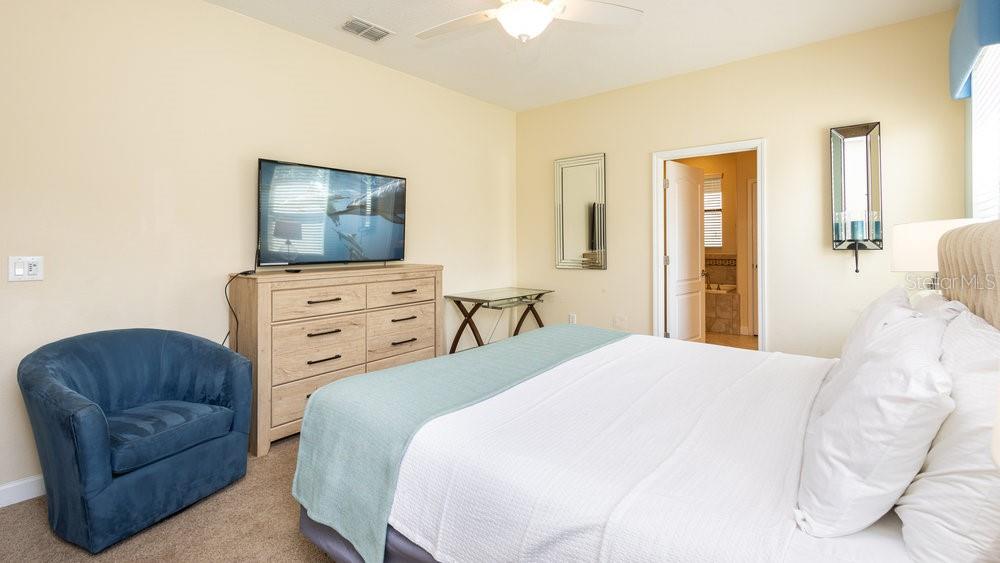 Image 18 of 77 For 1450 Rolling Fairway Drive