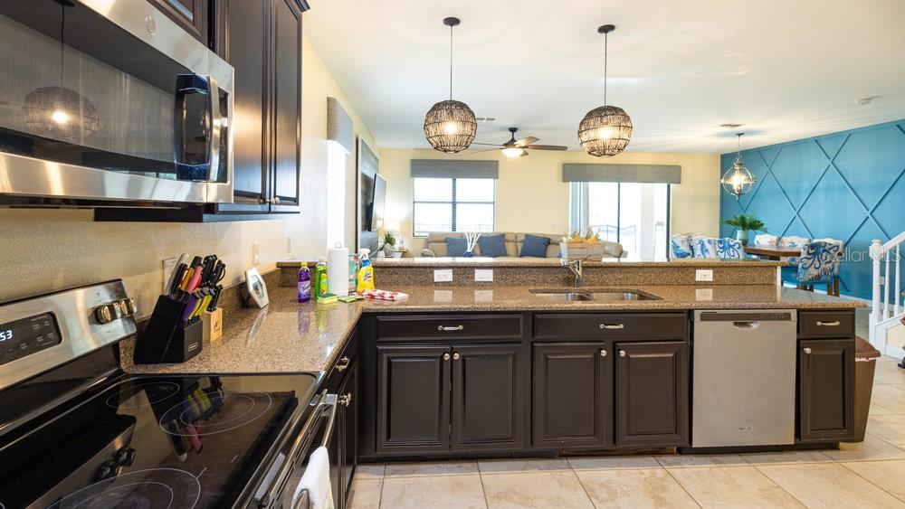 Image 7 of 77 For 1450 Rolling Fairway Drive