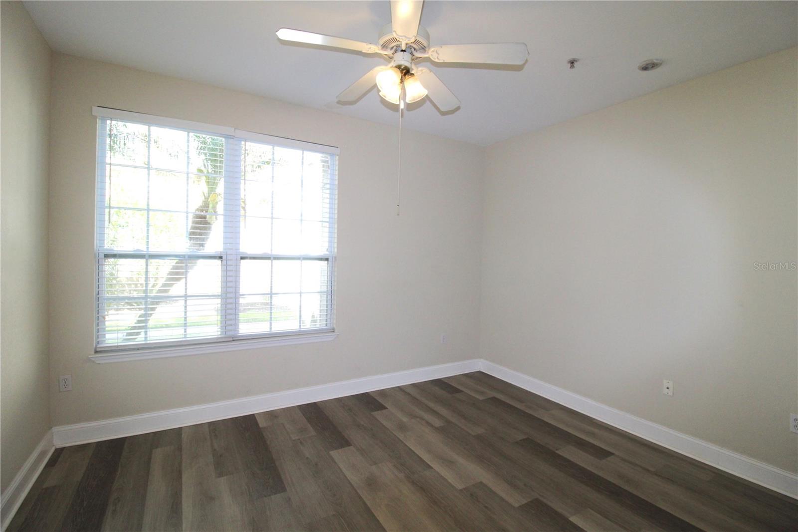 Image 11 of 25 For 5510 Rosehill Road 104