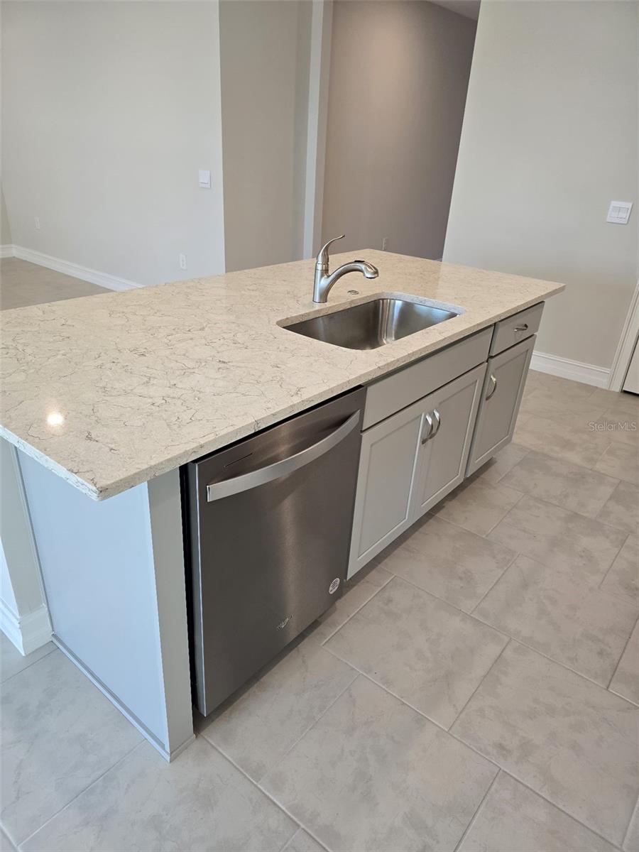 Image 3 of 14 For 44544 Palm Frond Drive