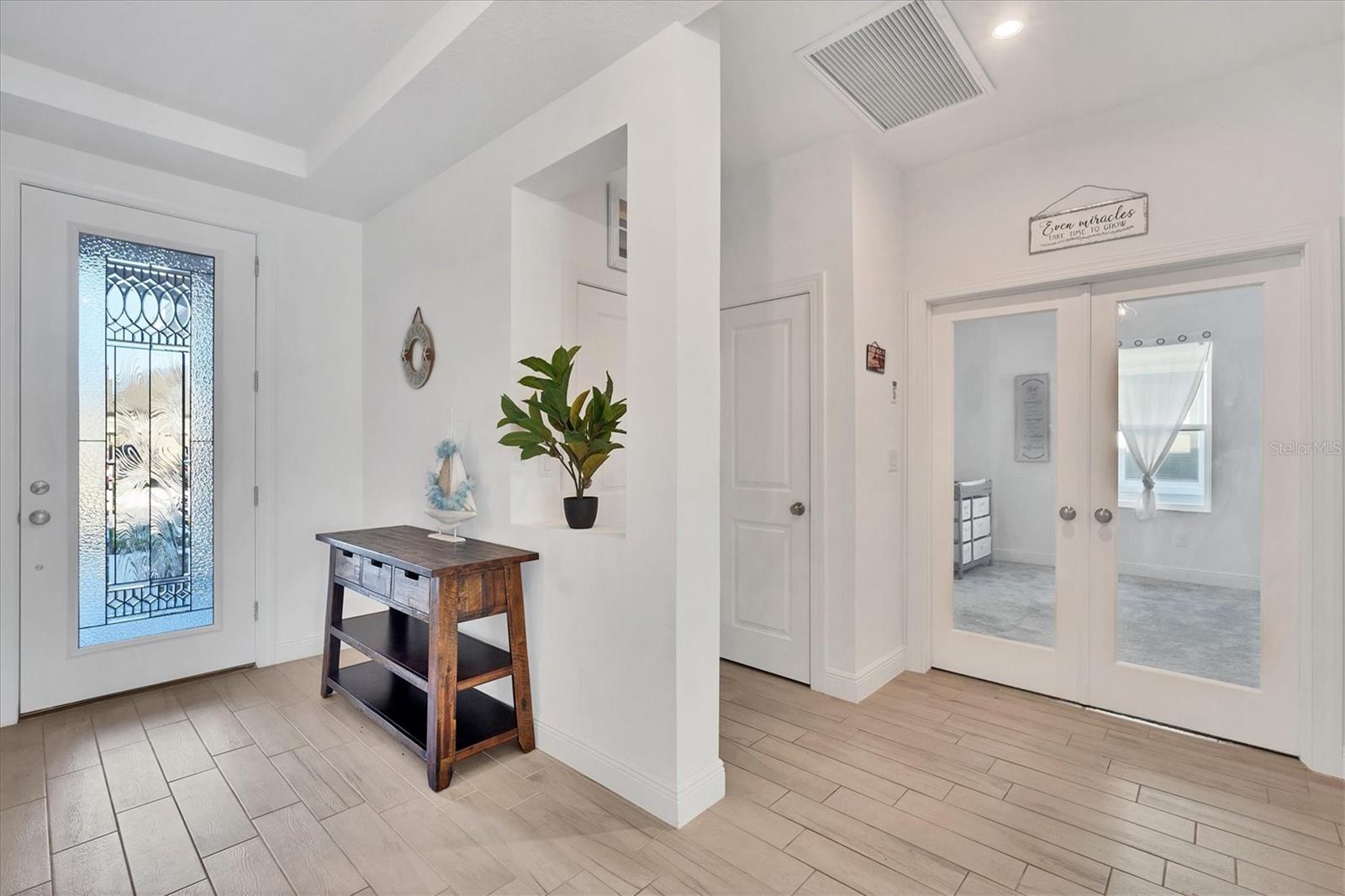 Image 11 of 62 For 5415 Limelight Drive