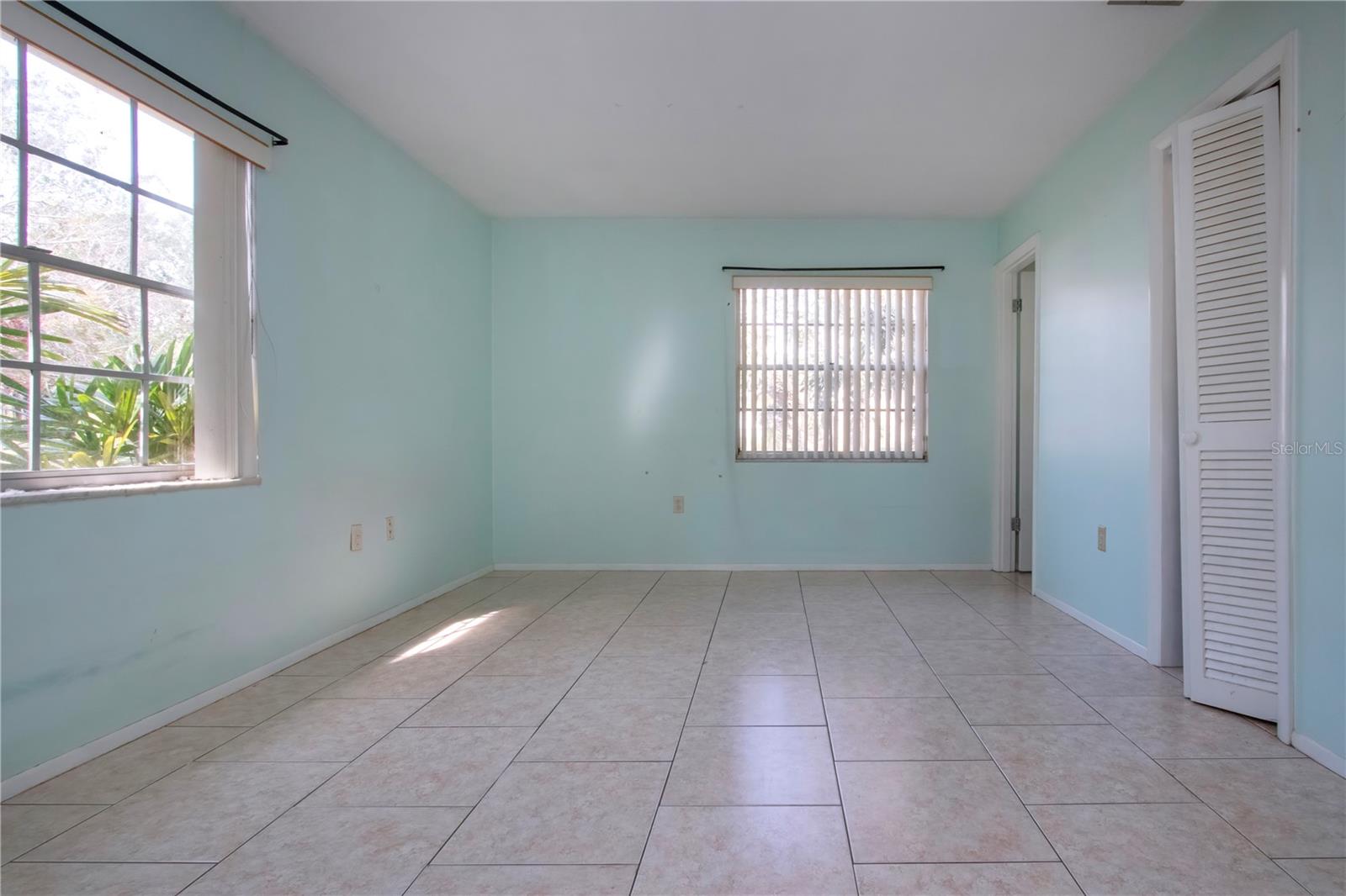 Image 14 of 25 For 2413 Aspinwall Street 2413