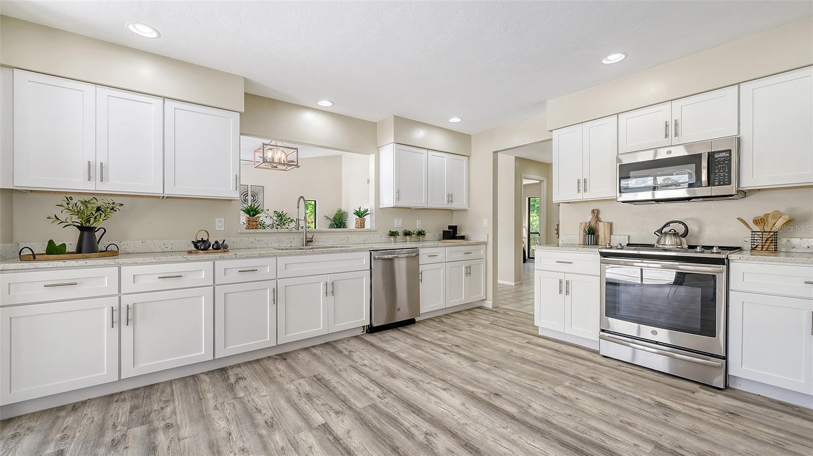 Image 21 of 71 For 4812 Greywood Lane