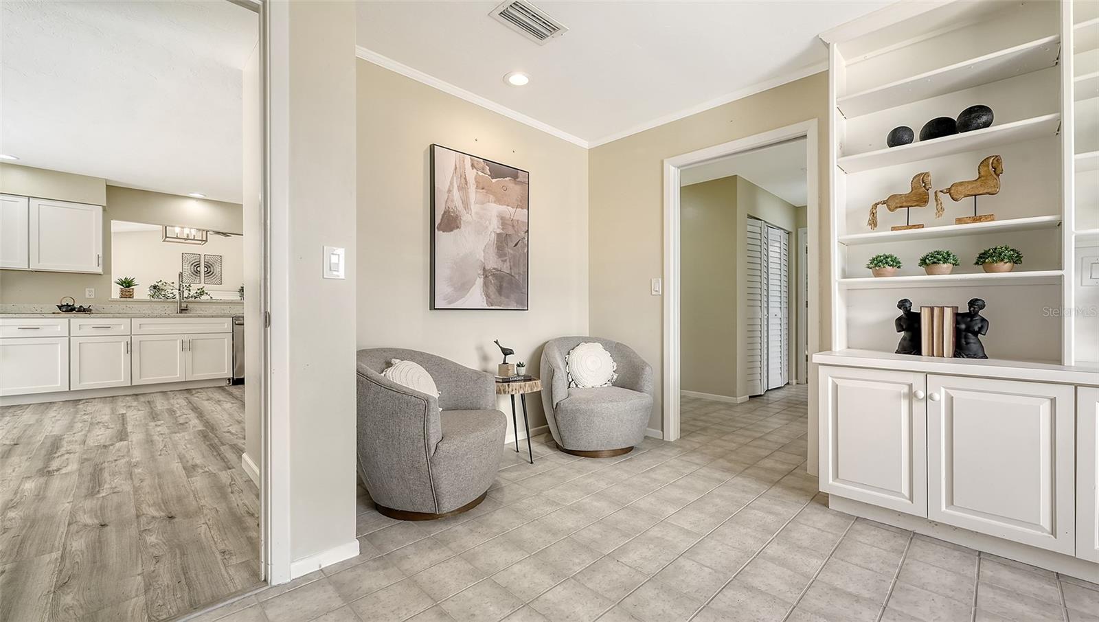 Image 5 of 71 For 4812 Greywood Lane