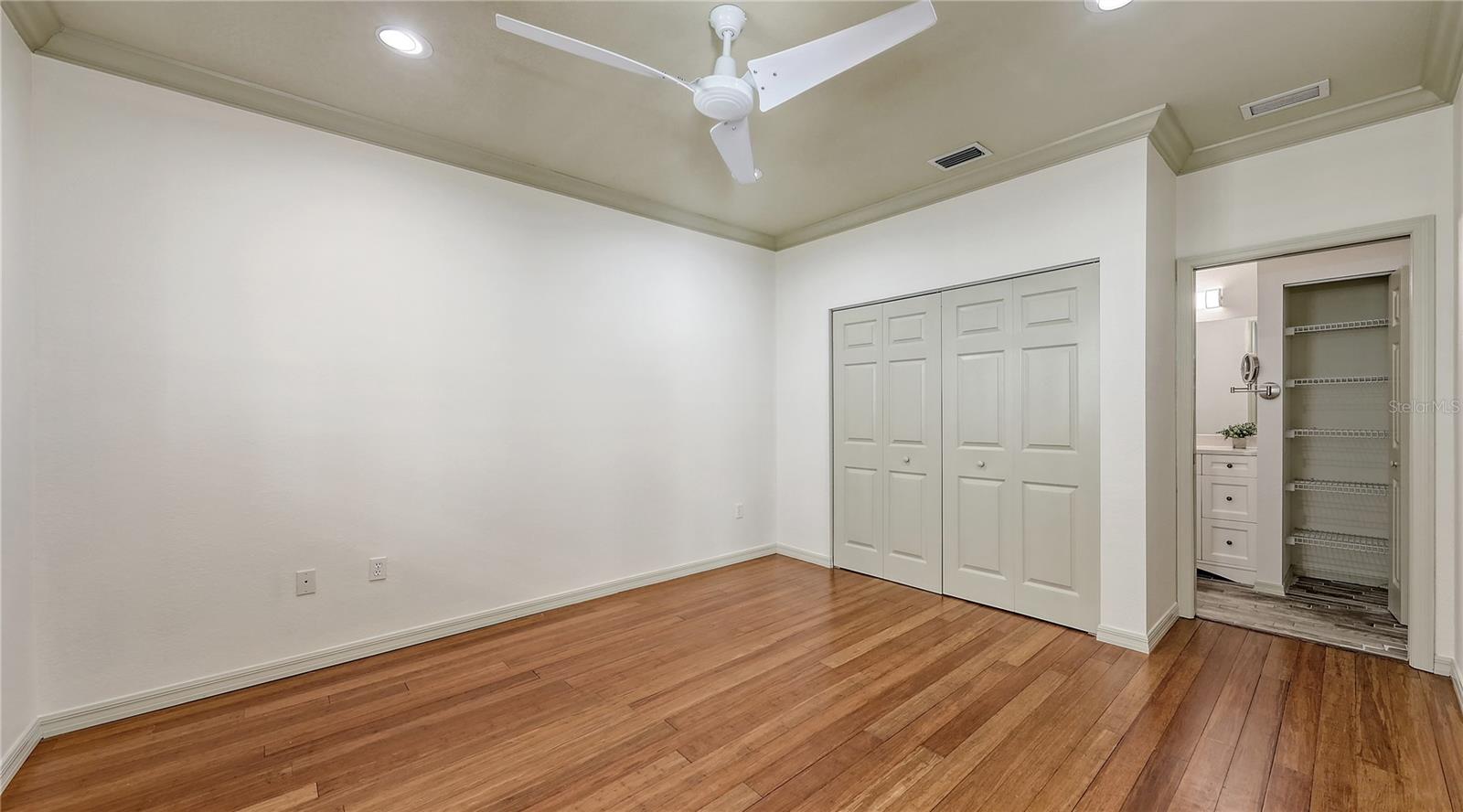 Image 14 of 44 For 203 28th Street W