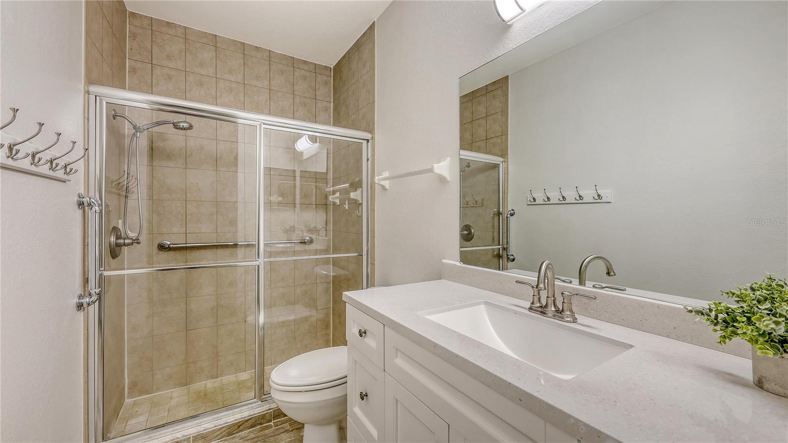 Image 16 of 44 For 203 28th Street W