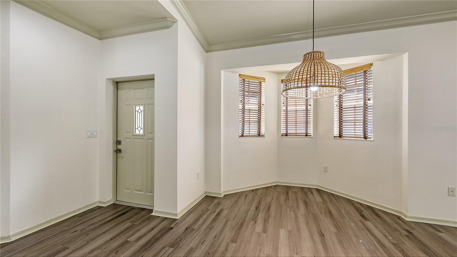 Image 28 of 44 For 203 28th Street W