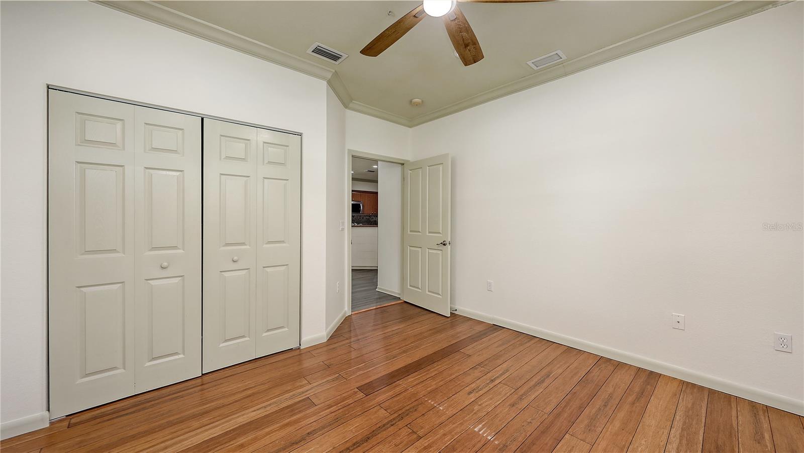 Image 33 of 44 For 203 28th Street W