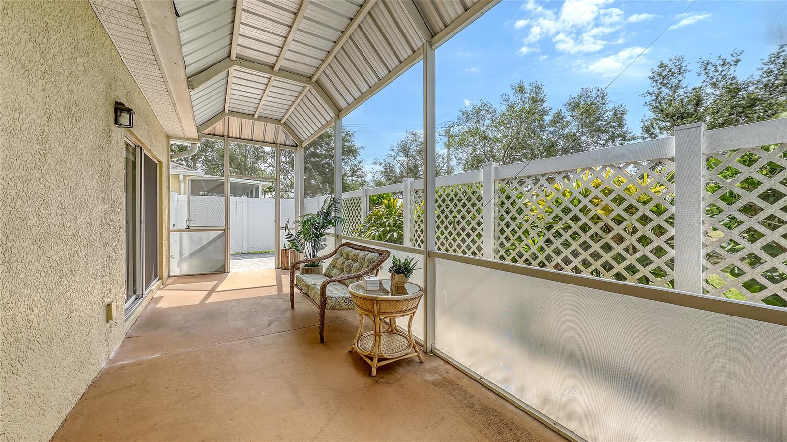 Image 38 of 44 For 203 28th Street W