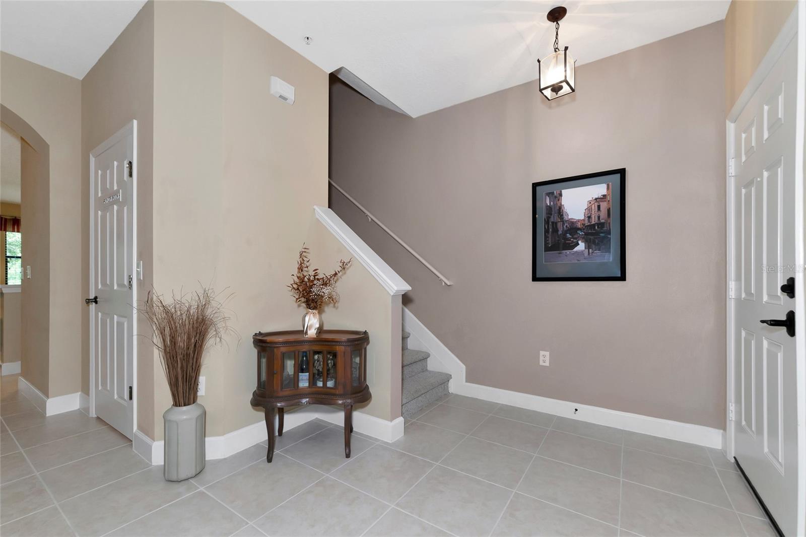 Image 5 of 13 For 4224 Via Piedra Circle 4-102