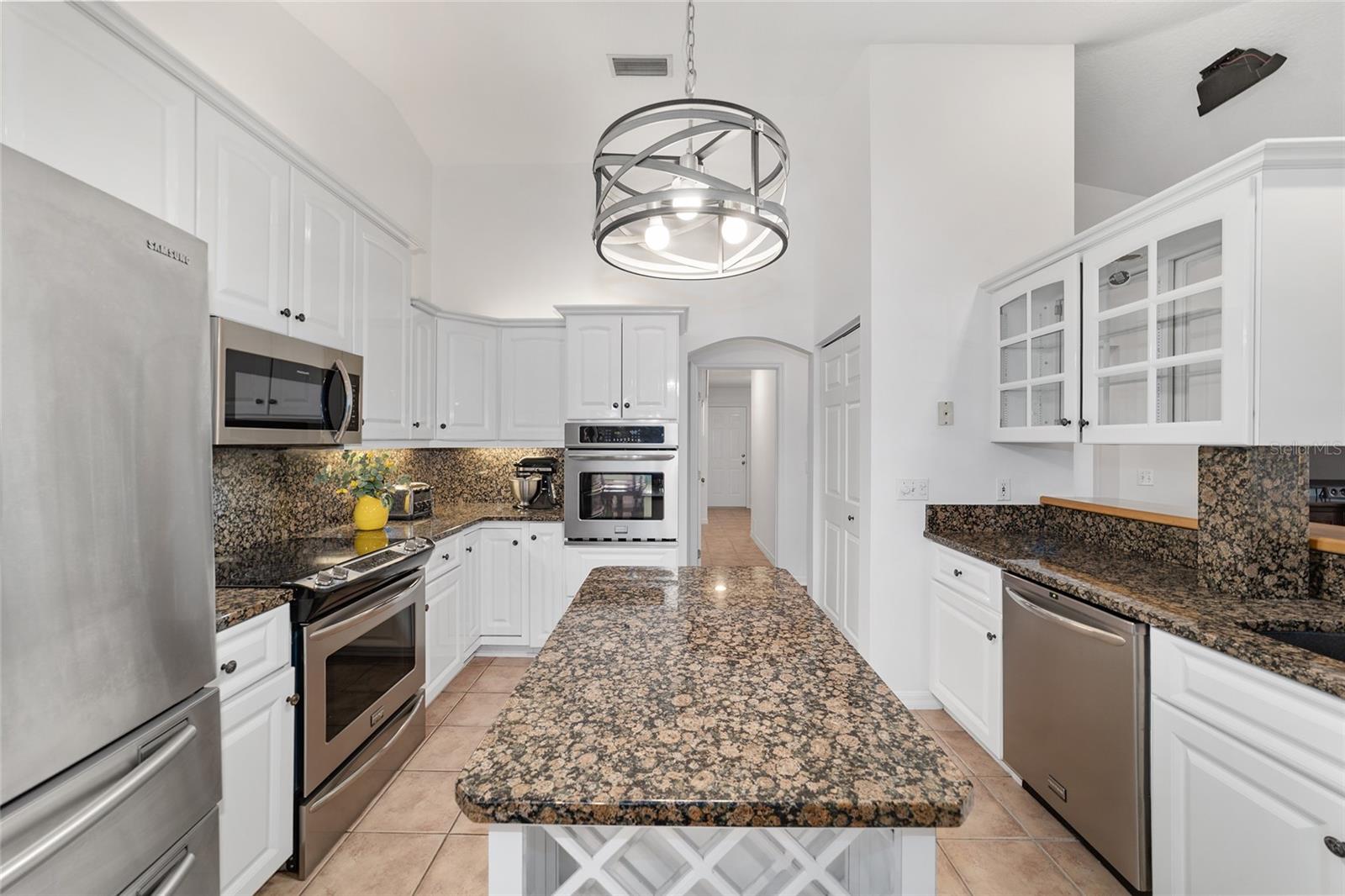 Image 16 of 62 For 2899 66 Street
