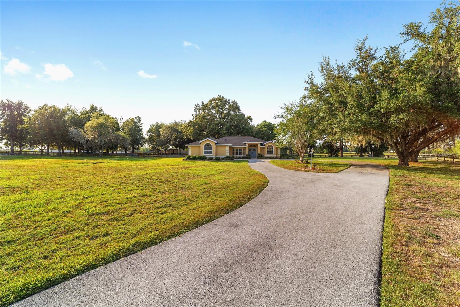 Image 2 of 62 For 2899 66 Street