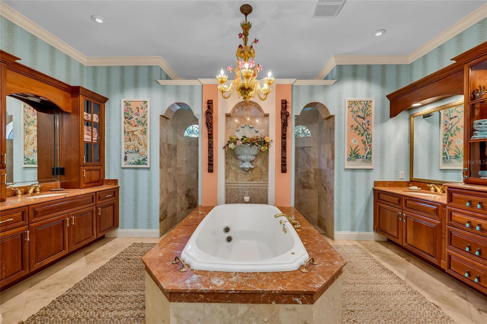 Listing photo id 14 for 8105 Warwick Gardens Lane