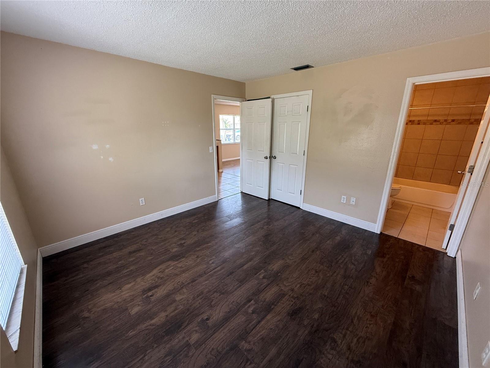 Image 11 of 15 For 11089 Pendleton Avenue A