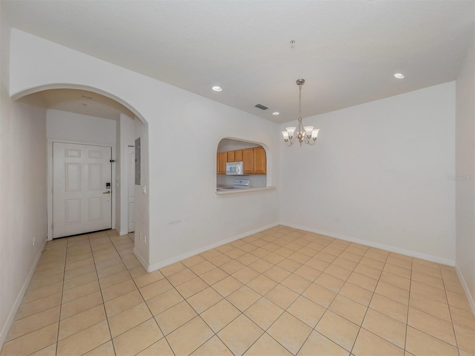 Image 11 of 31 For 13080 Tigers Eye Drive