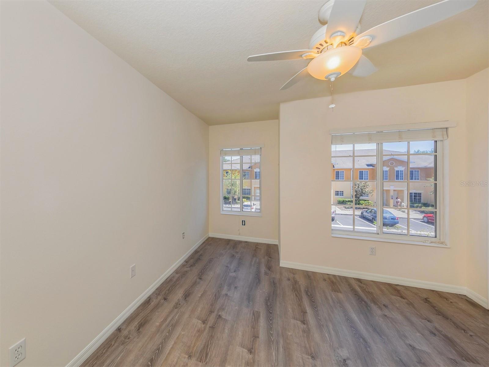 Image 29 of 31 For 13080 Tigers Eye Drive