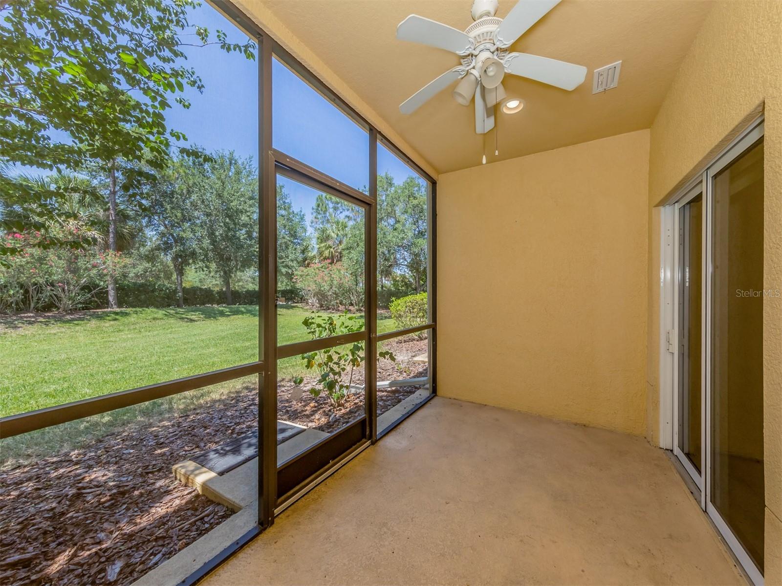 Image 5 of 31 For 13080 Tigers Eye Drive