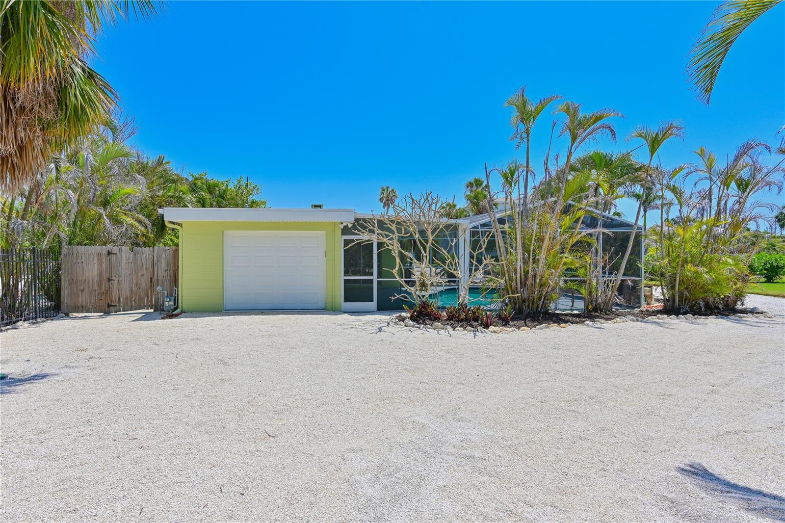 Image 10 of 46 For 5924 Gulf Of Mexico Drive