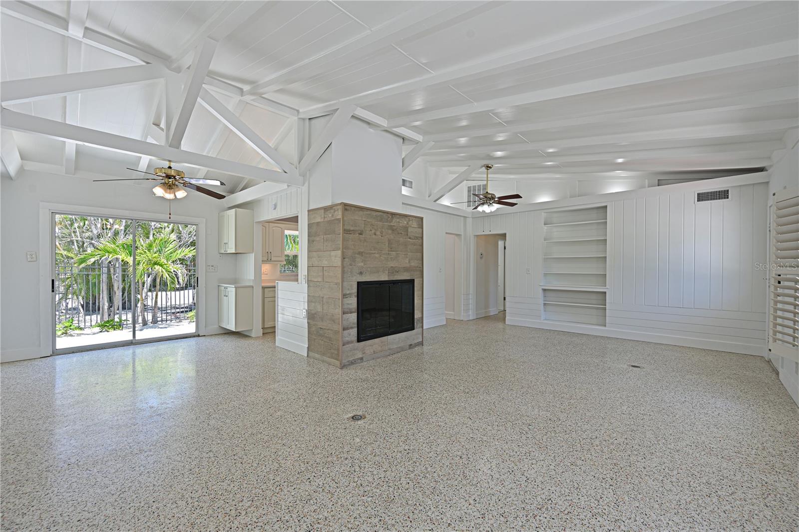 Image 11 of 46 For 5924 Gulf Of Mexico Drive