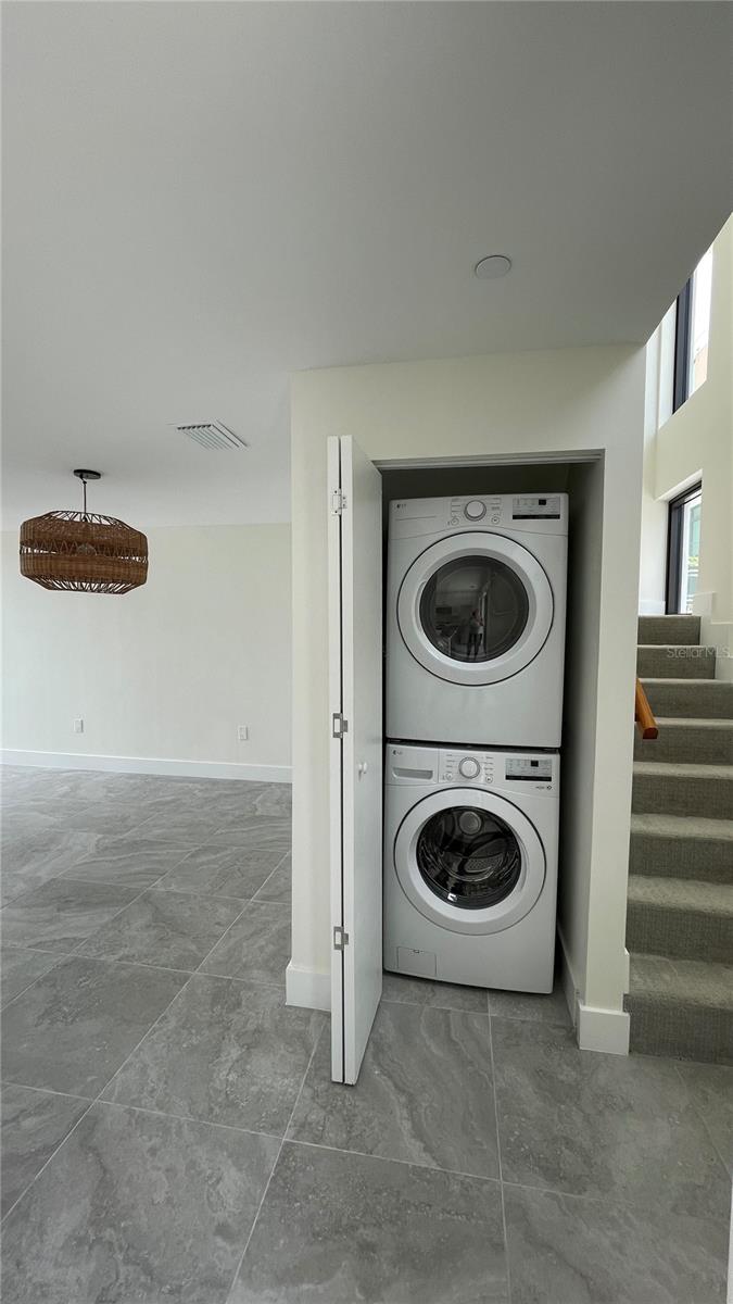 Image 17 of 18 For 1558 4th Street 216