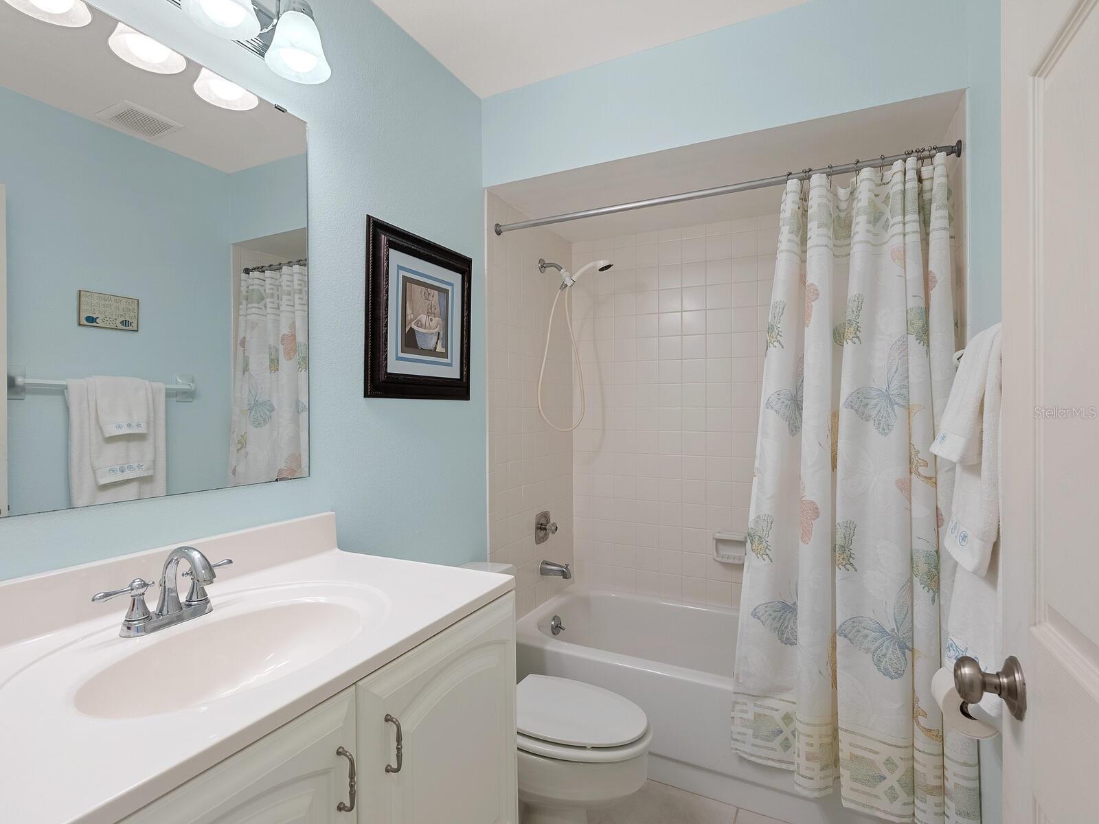 Image 25 of 41 For 3627 Longmeadow  39