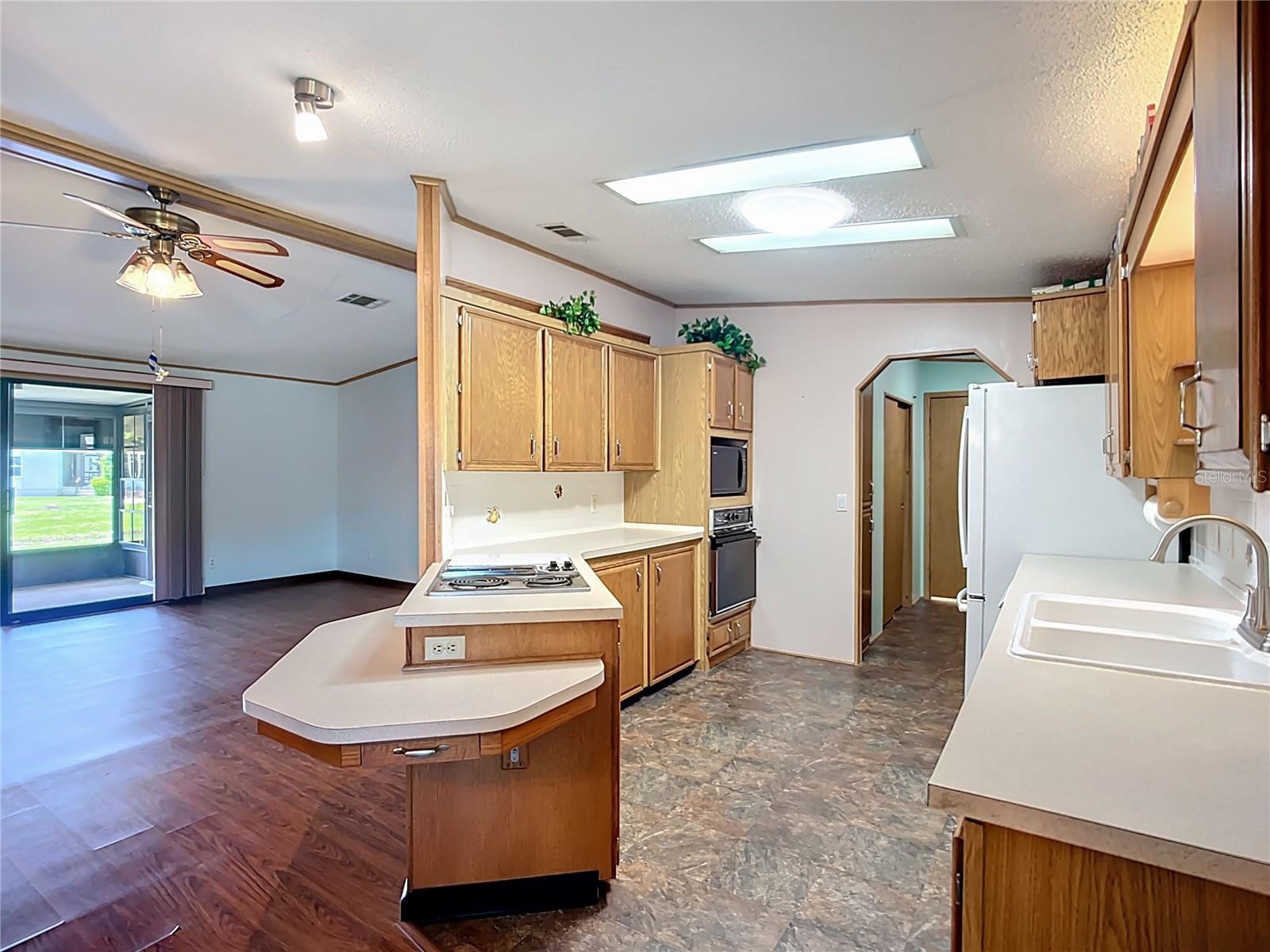 Image 10 of 57 For 89 Whipporwill Court