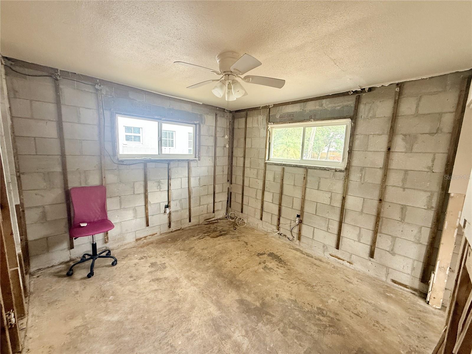 Image 17 of 21 For 1726 8th Street