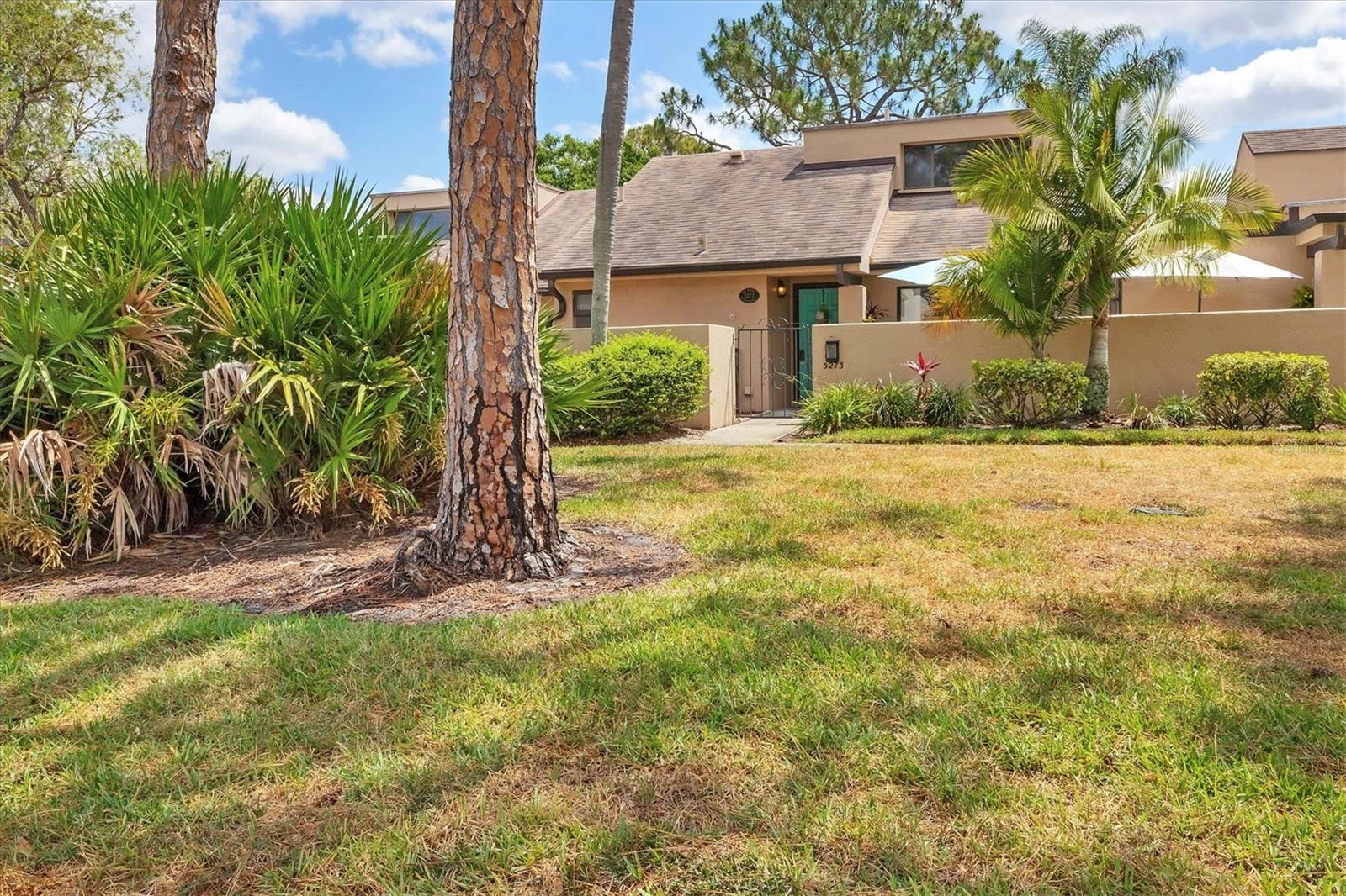 Image 3 of 60 For 5273 Myrtle Wood  37