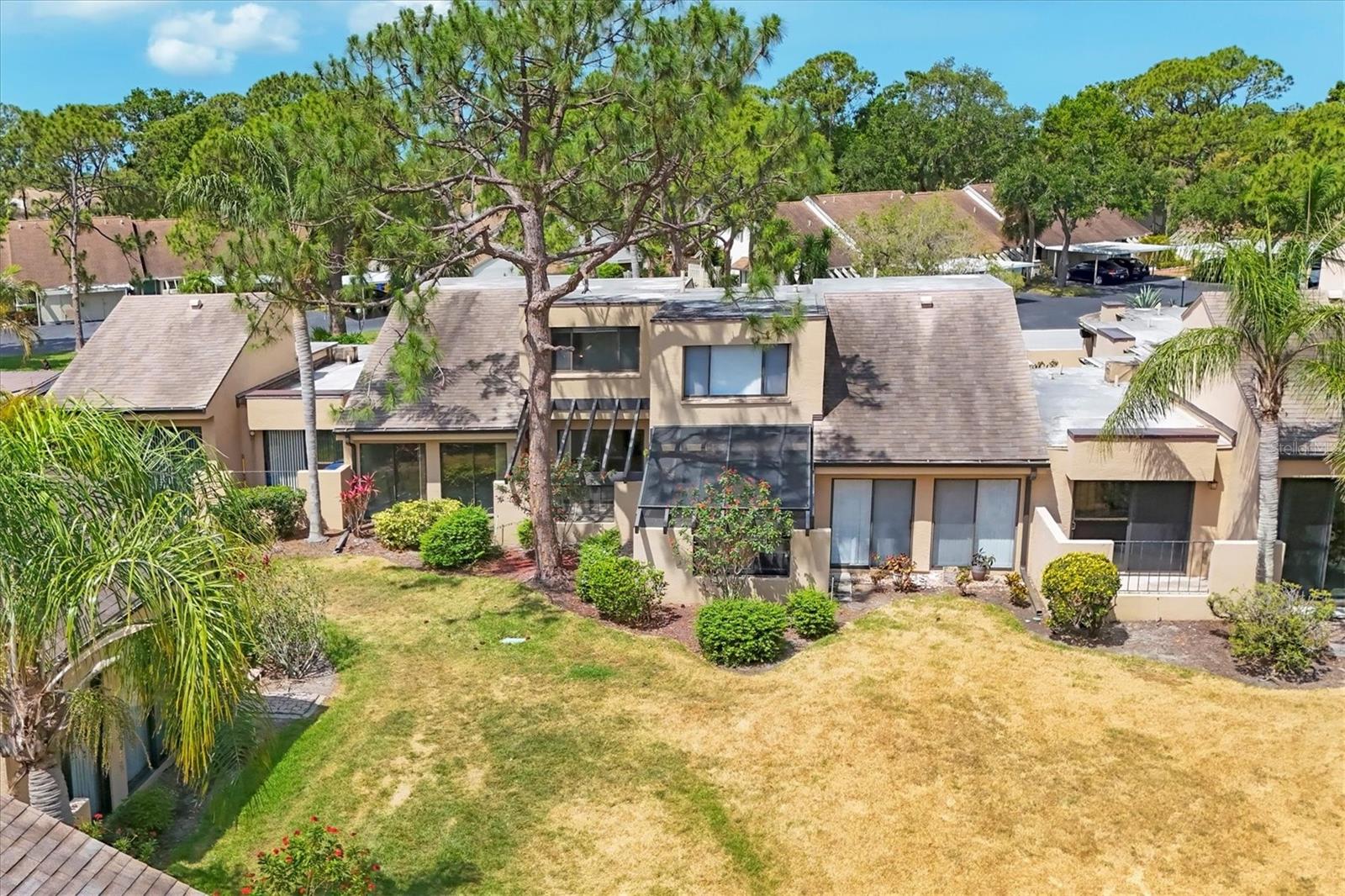 Image 32 of 60 For 5273 Myrtle Wood  37