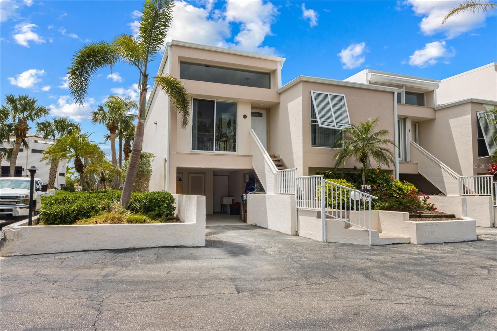 Image 3 of 39 For 3803 Bay Drive 10